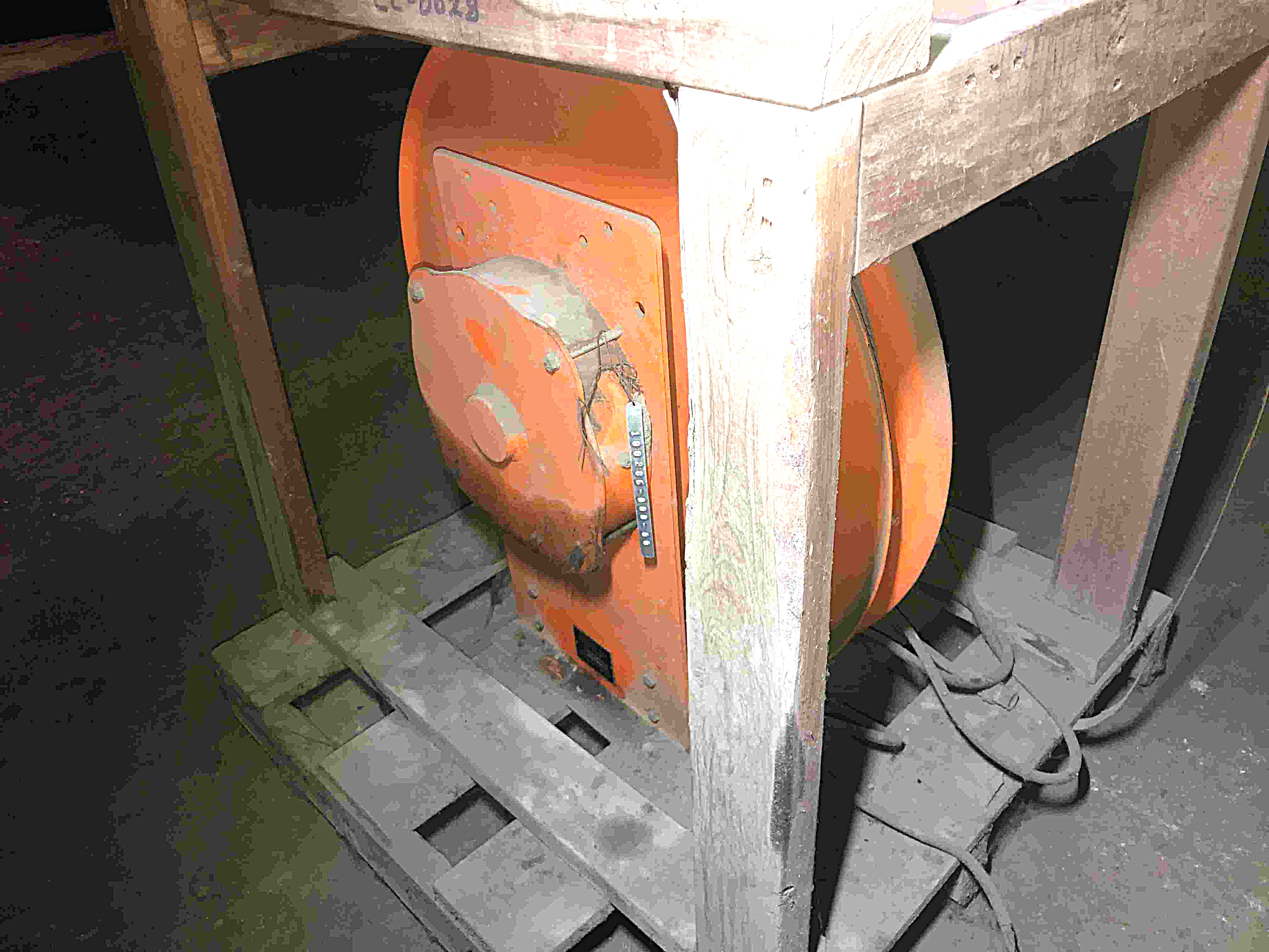 10028600000 24cc18ade6e9e733edf2a7cb4d0b8312c84de2de