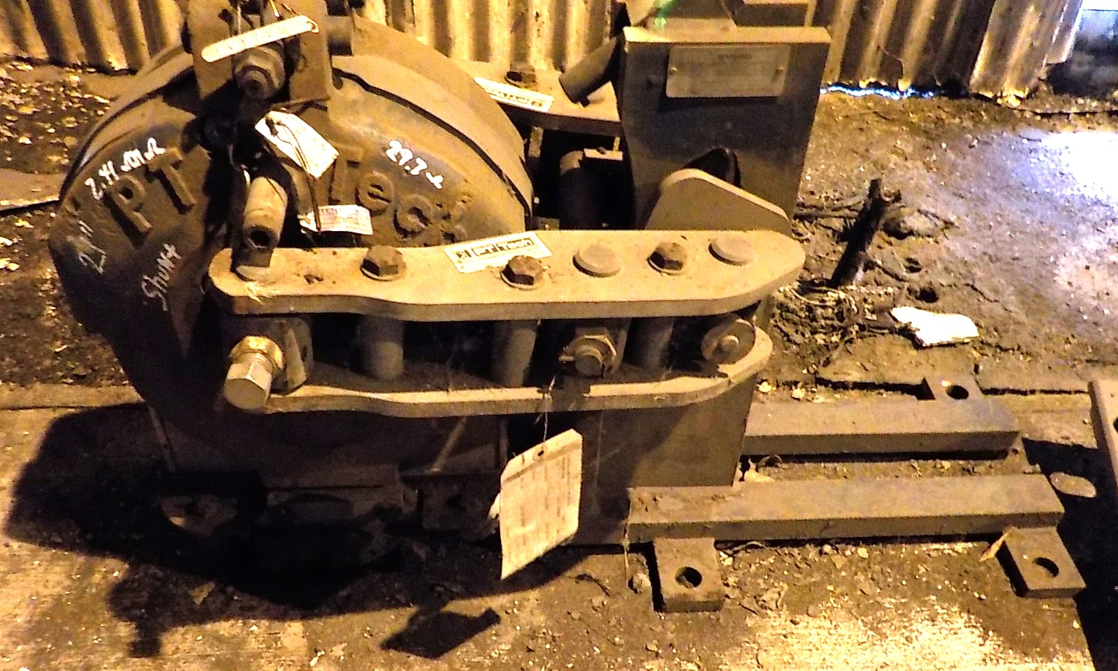 10973300000 690ea00321cc97430c79b12f2ab1b27ce0511842