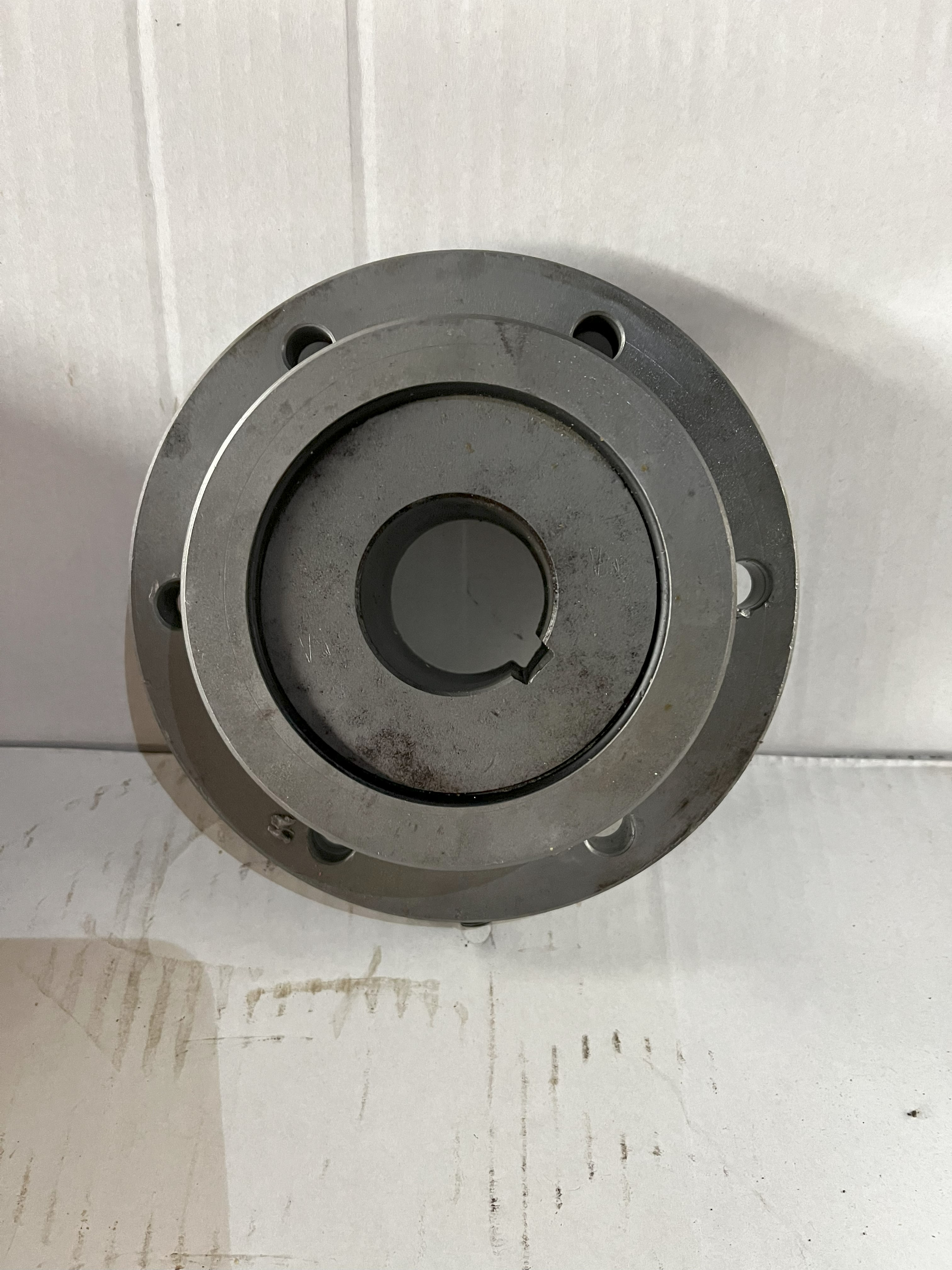 11235700000 988954f724cf237b5f2e27dc79636aa1c22b5634