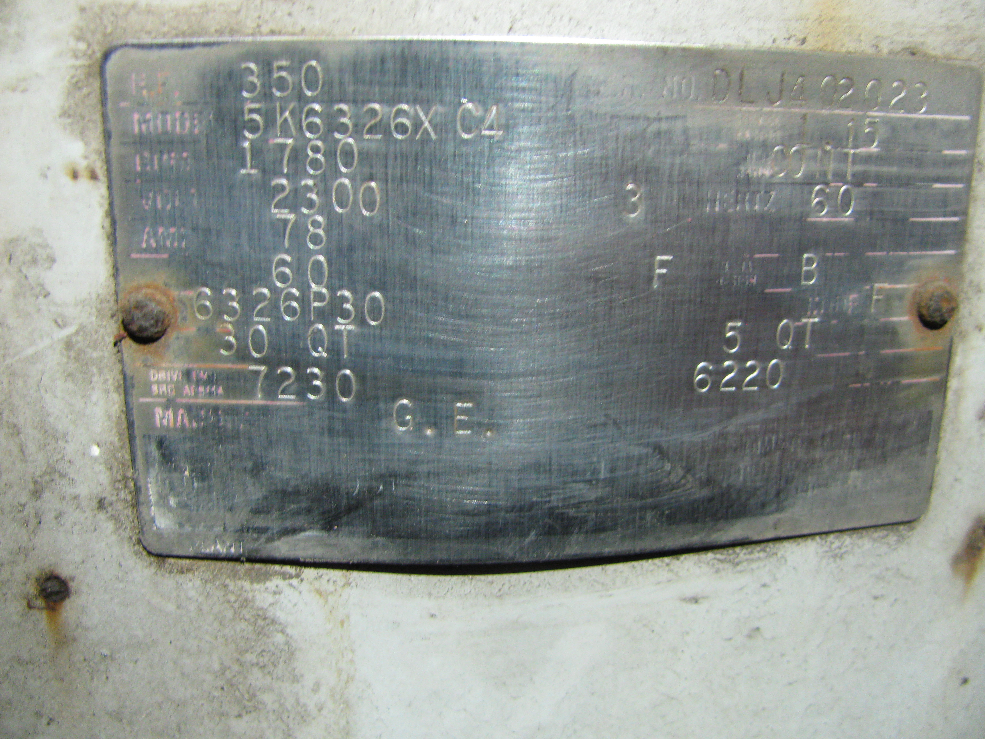 11271800000 4241236615368e09b1463224b83567029c284e6c