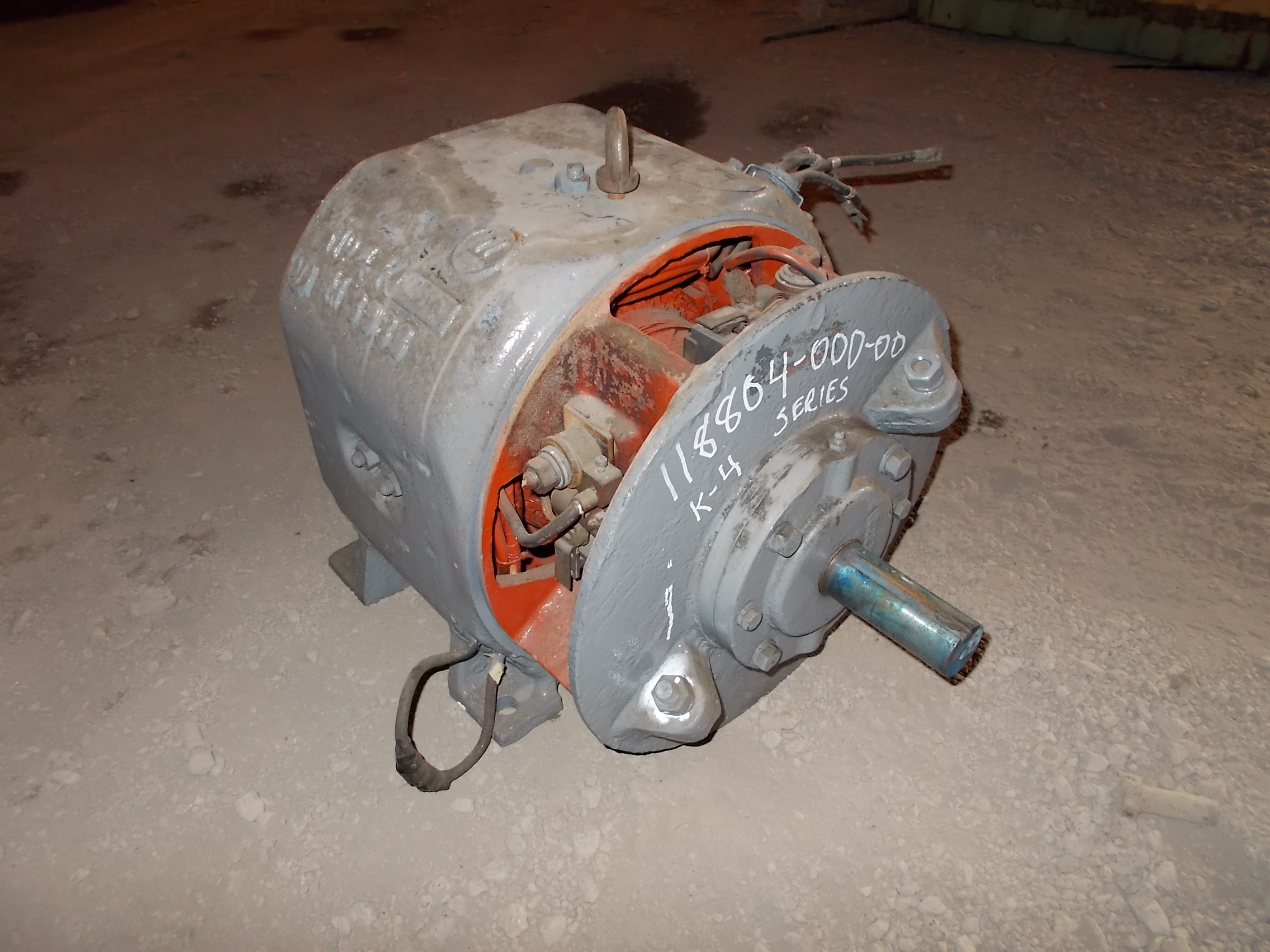 11880400000 647af80ace6f5b2c6aff9670e5e5541e91c76a42