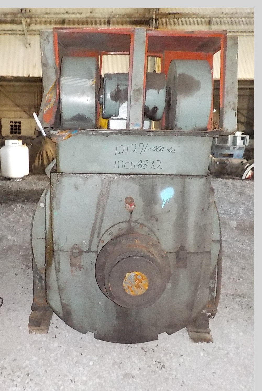 12127100000 0342aa535acd4738b40e00cc56321e3fcd5f2d50