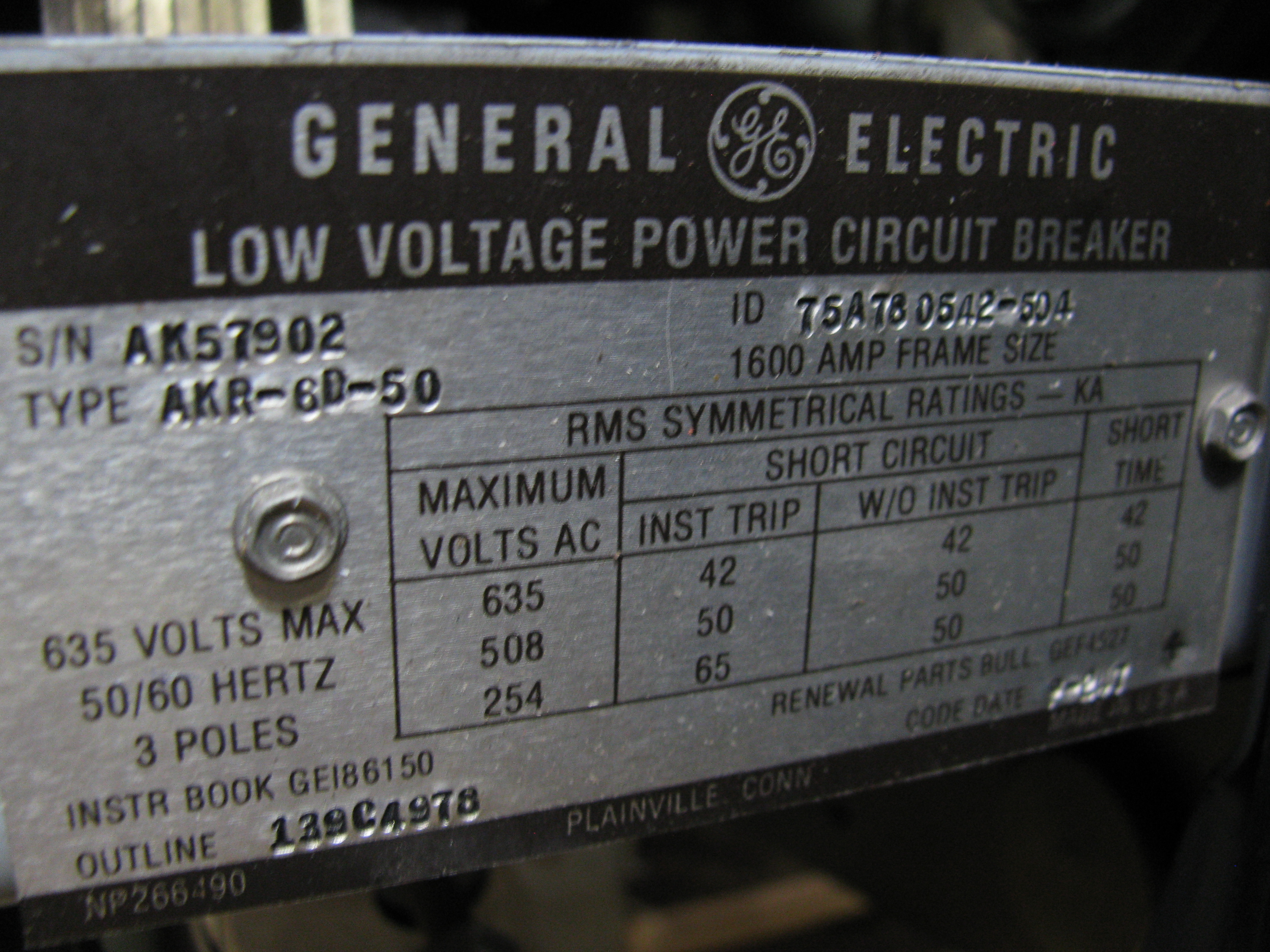 12201100000 d06cc9e8130874d43a53d3d1ef31ff2a7b196aef