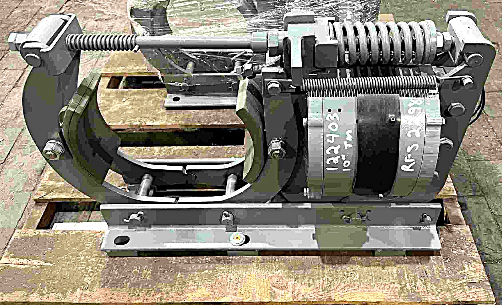 12240300000 67bef87371de7a3a37030301a6dc4b8d814b2b24