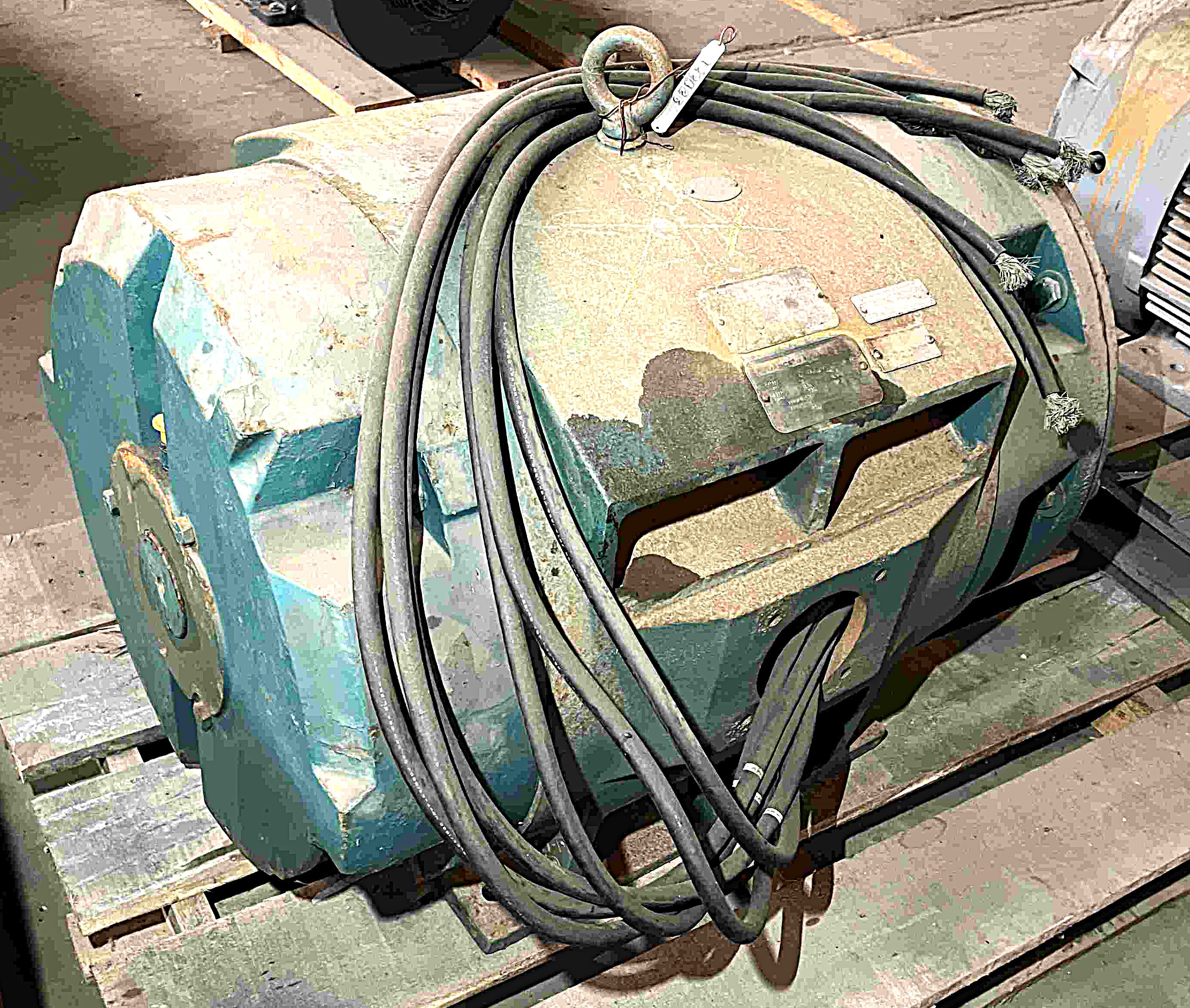 12242500000 7dff7d3a2f152cfb760e19e76a48e2cc05936ac5