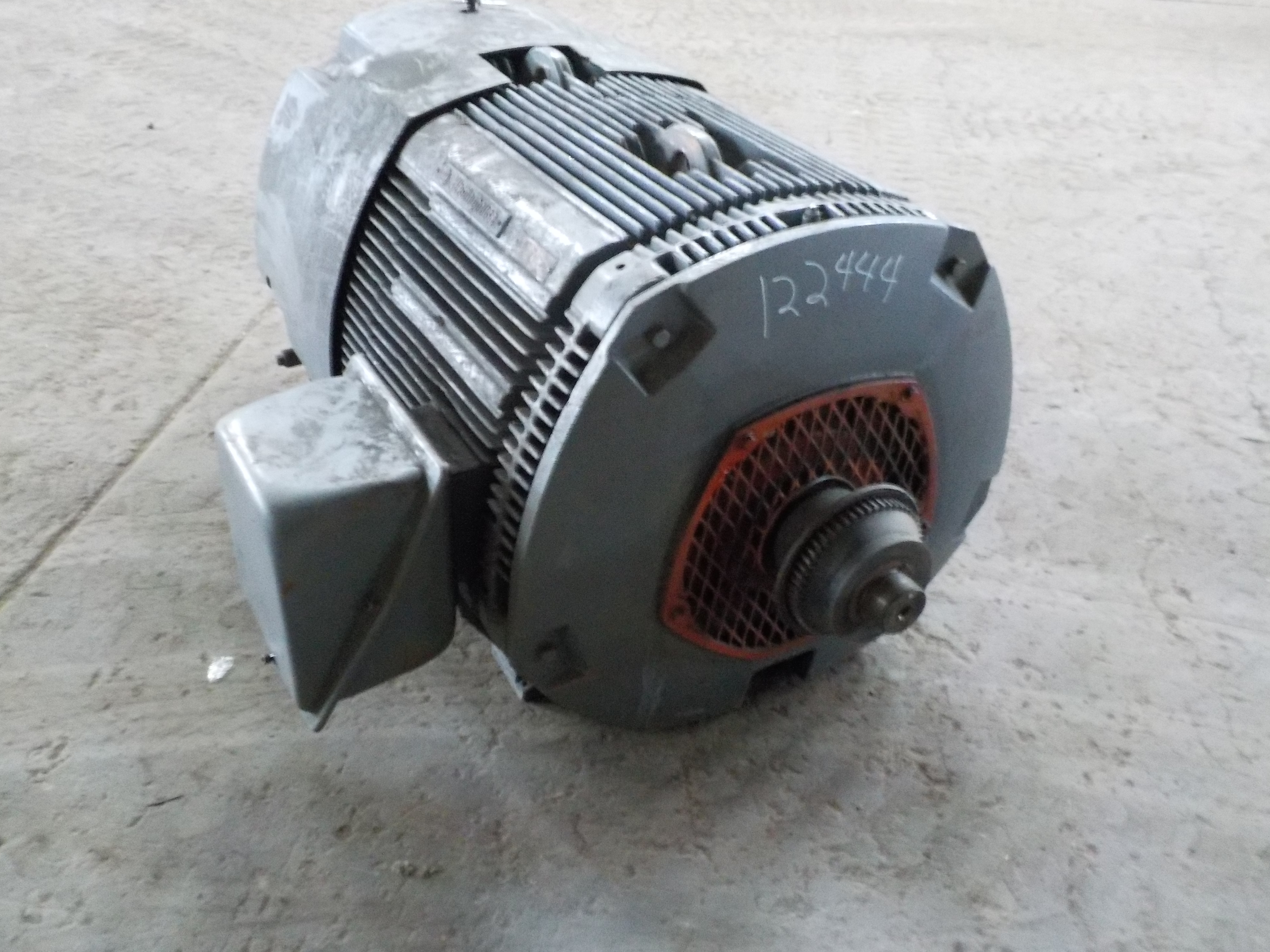 12244400000 01a8142e14c20caf9c2abb1c96b9af8af8b703c1