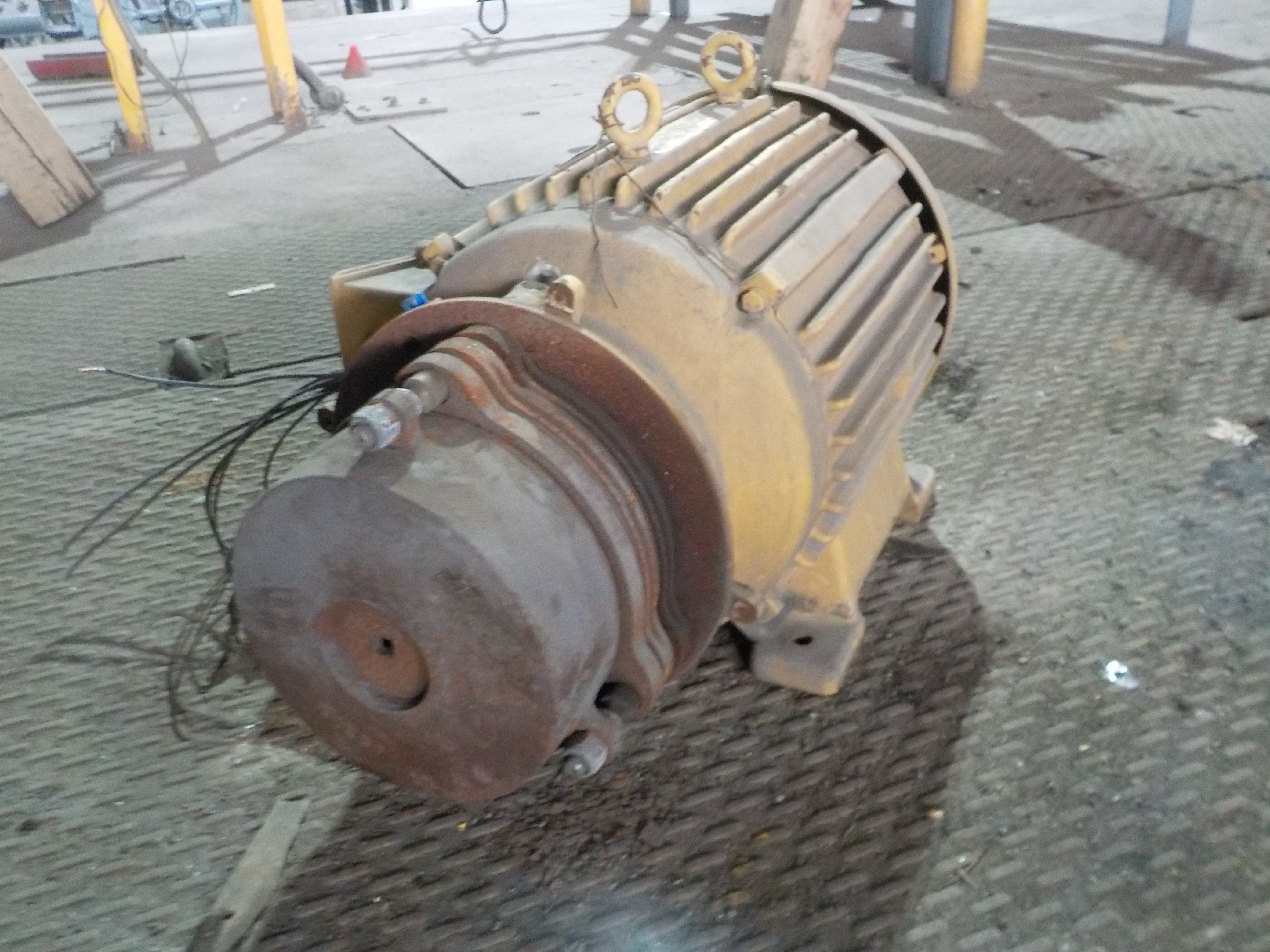 12253100000 f1037f11db6903e74b53e4a96f6dfbc4d15c7024