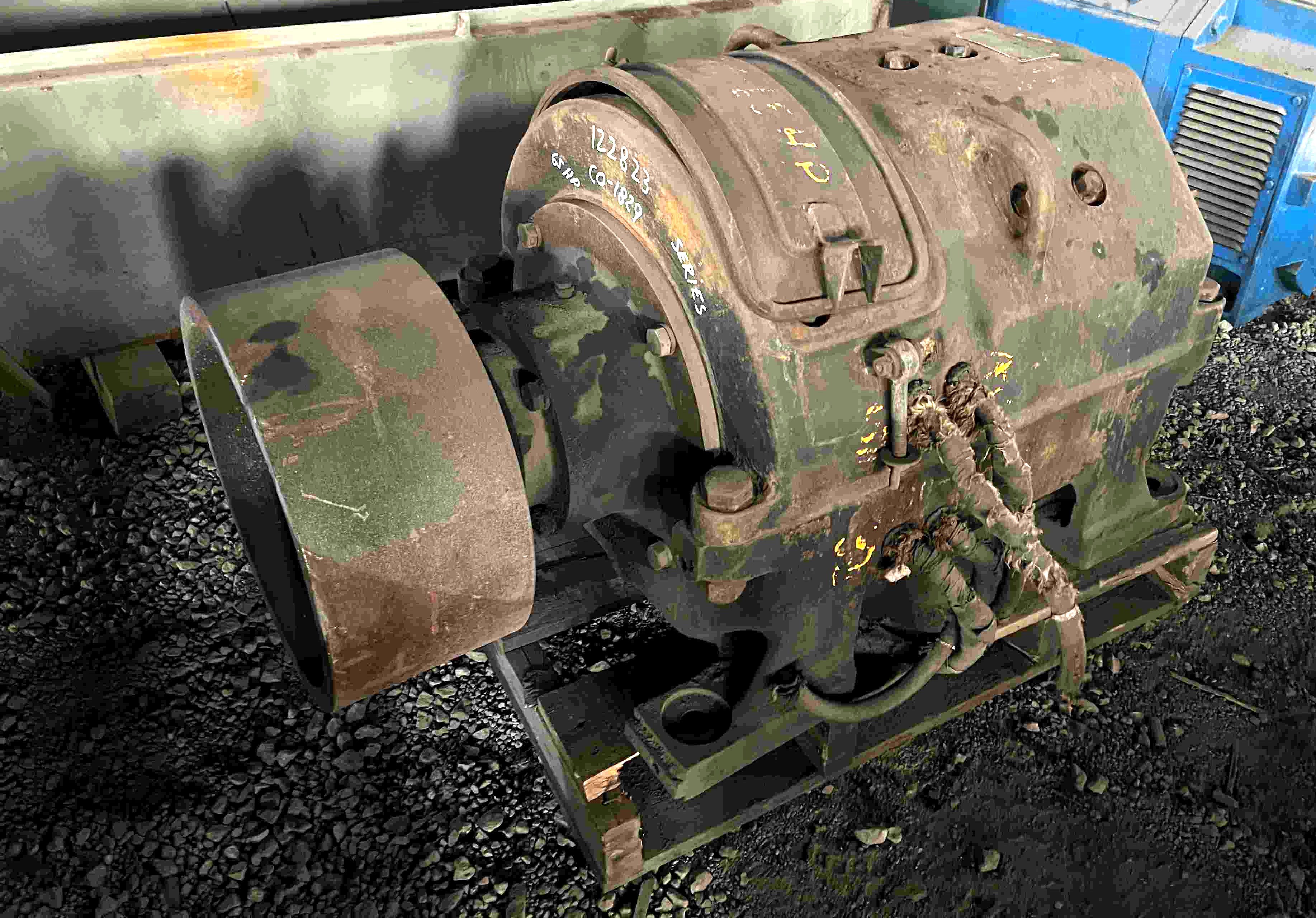 12282300000 104099d48715236daa91dc29a4f5925e4a975c6c