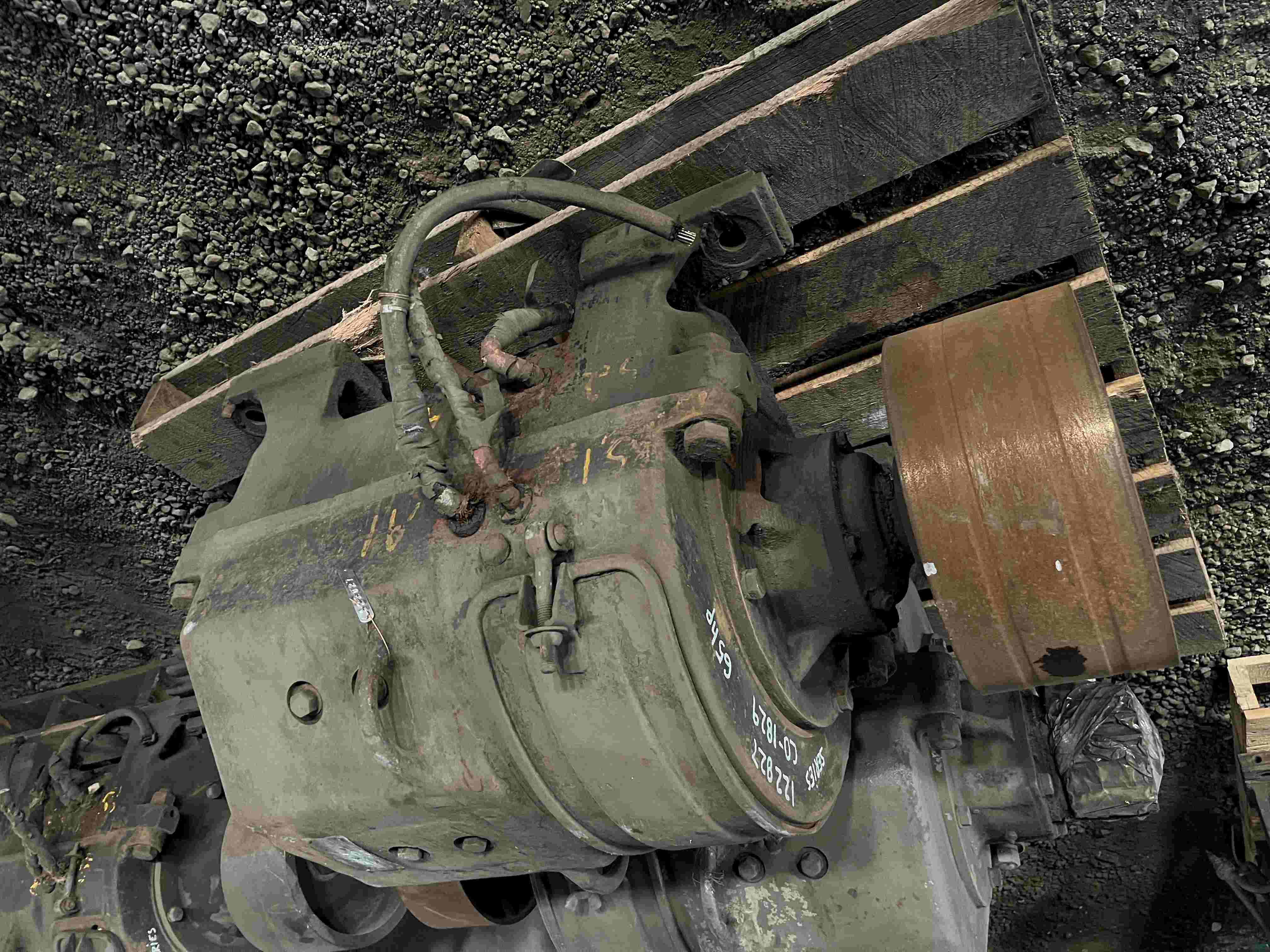 12282700000 d0843f698a8ab122f3bac7a299631bc18c880dac