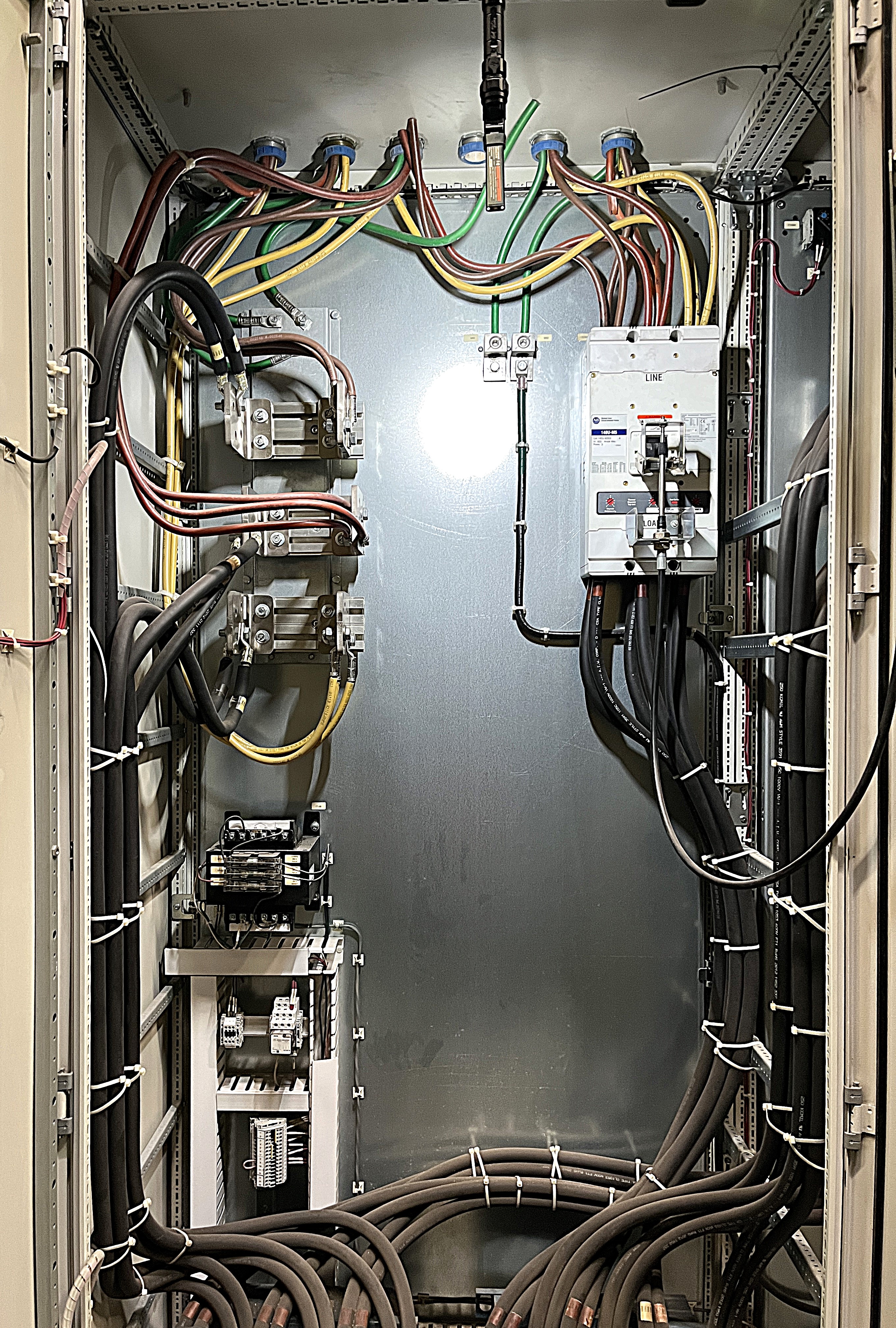 12297400000 4674cd2b379564dd52db06e57edf9cb681ff09c7