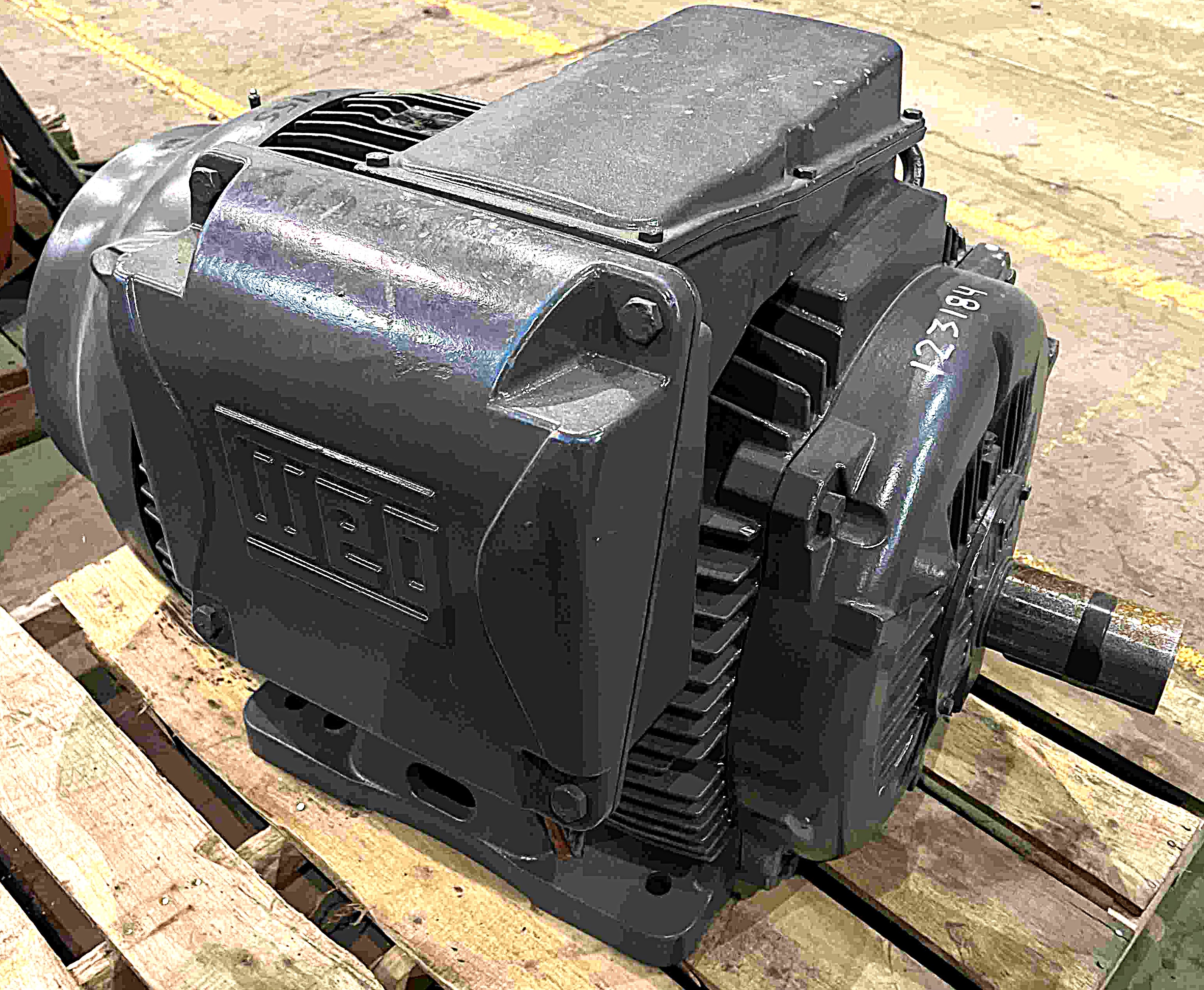 12318400000 bdea72f77ec62de30405f74b5d29827743d60b51