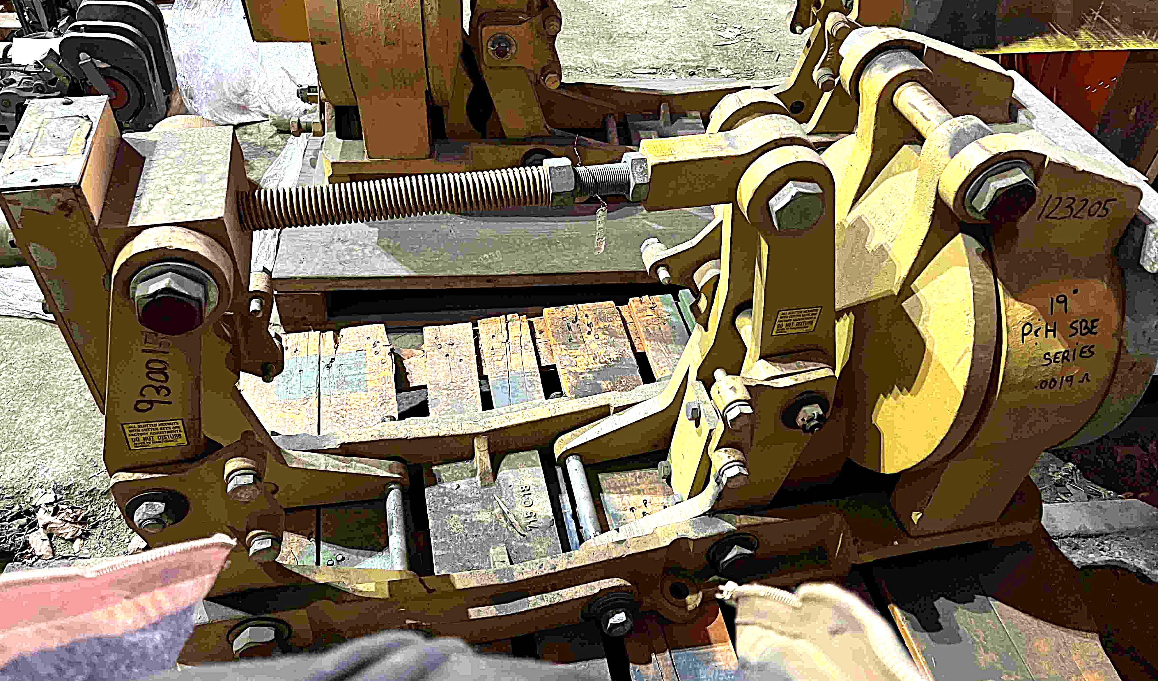 12320500000 40dbab50532550e75382be6cad039ae391c8a1b5