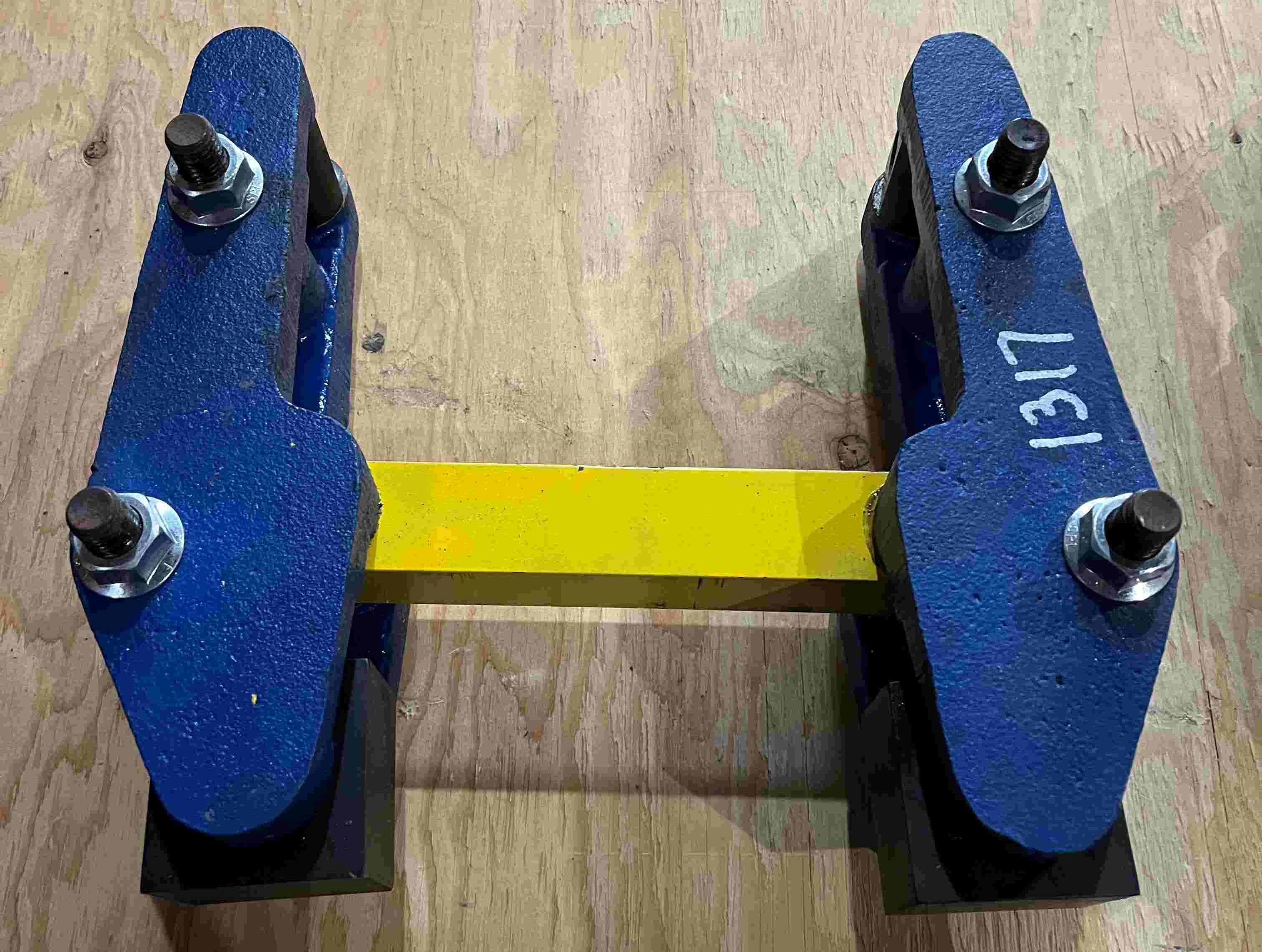 12323600000 d7638be190a2615a91bbed0d2fd4fdc42174b0a1