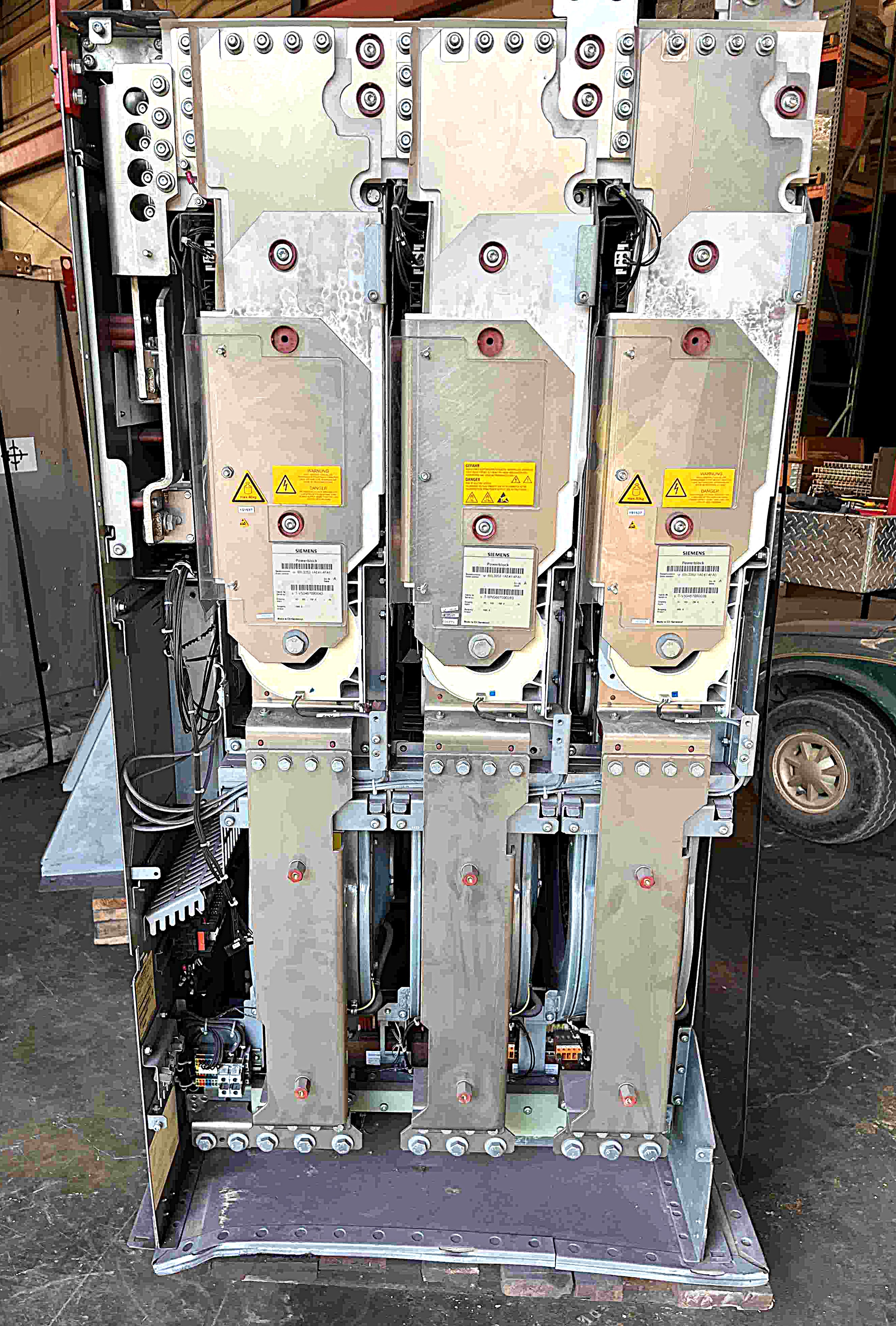 12333100000 33b38e7d95b9ae24ac54de6f64186bf58dd6ec0b