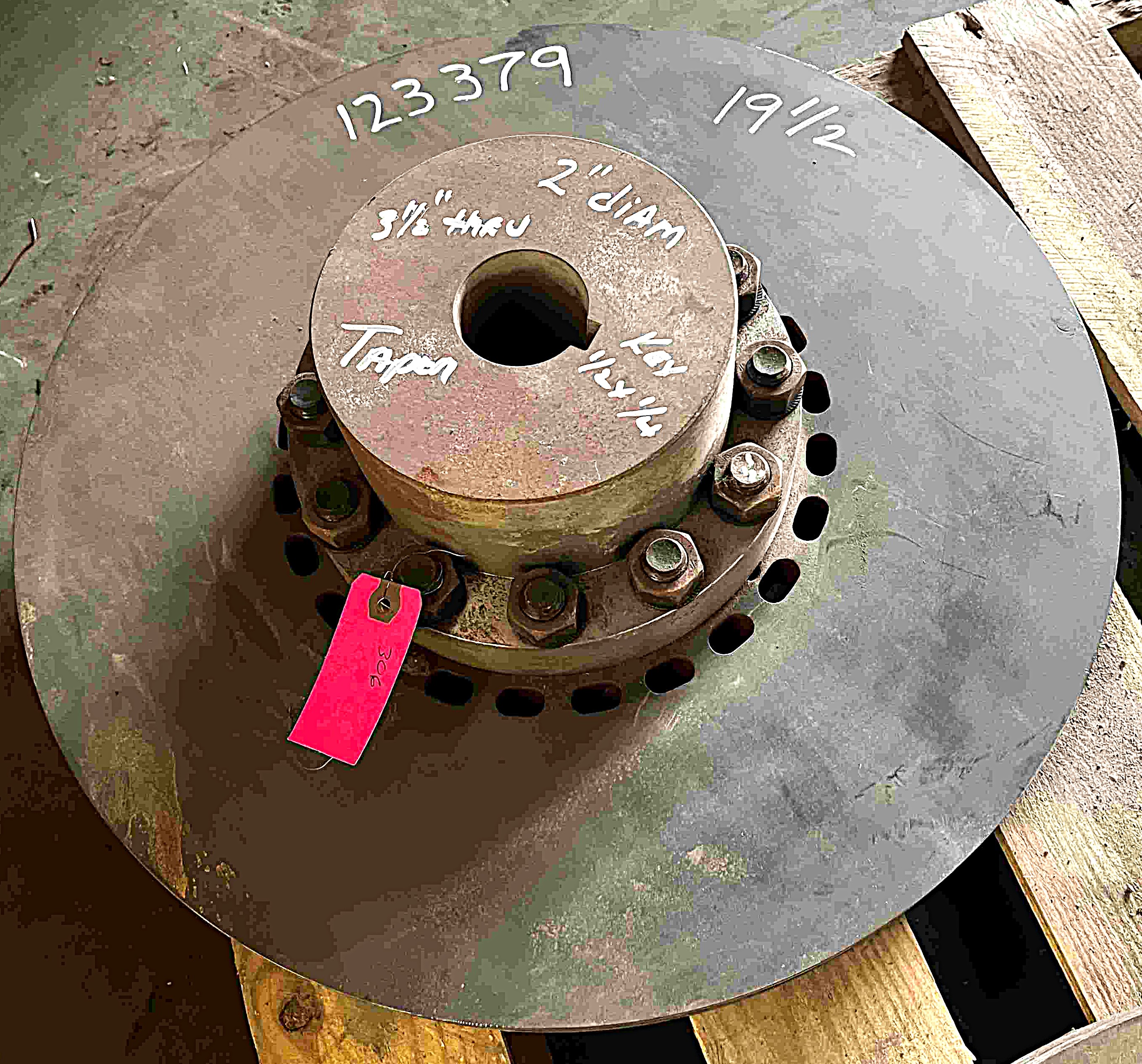 12337900000 dbba081a15e525273a682e40a3a10c9461475397