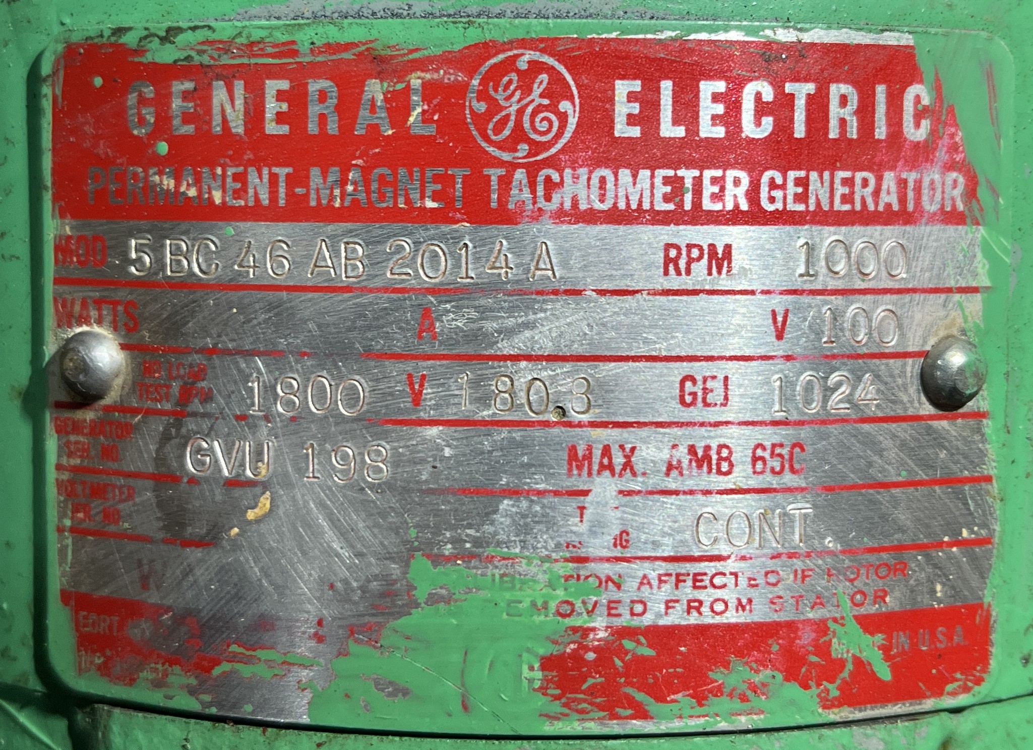 12383300000 51c3e861d62cb0360ab15bc8a8293a62c4afd75f